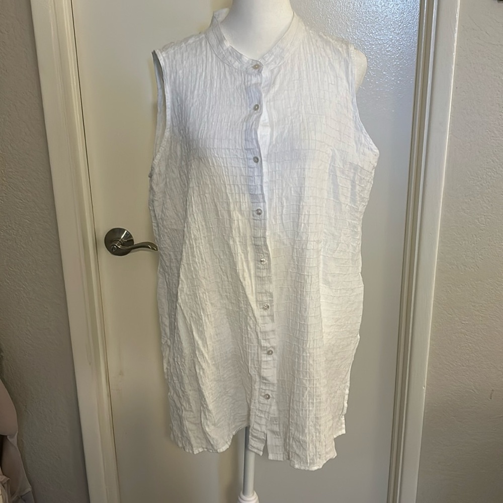 Eileen Fisher summer sleeveless button down